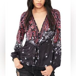 Free People Run Free Floral Tie Front Tunic Top Black L